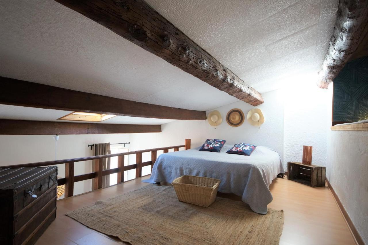Appartement Le Mehari Cassis Bagian luar foto