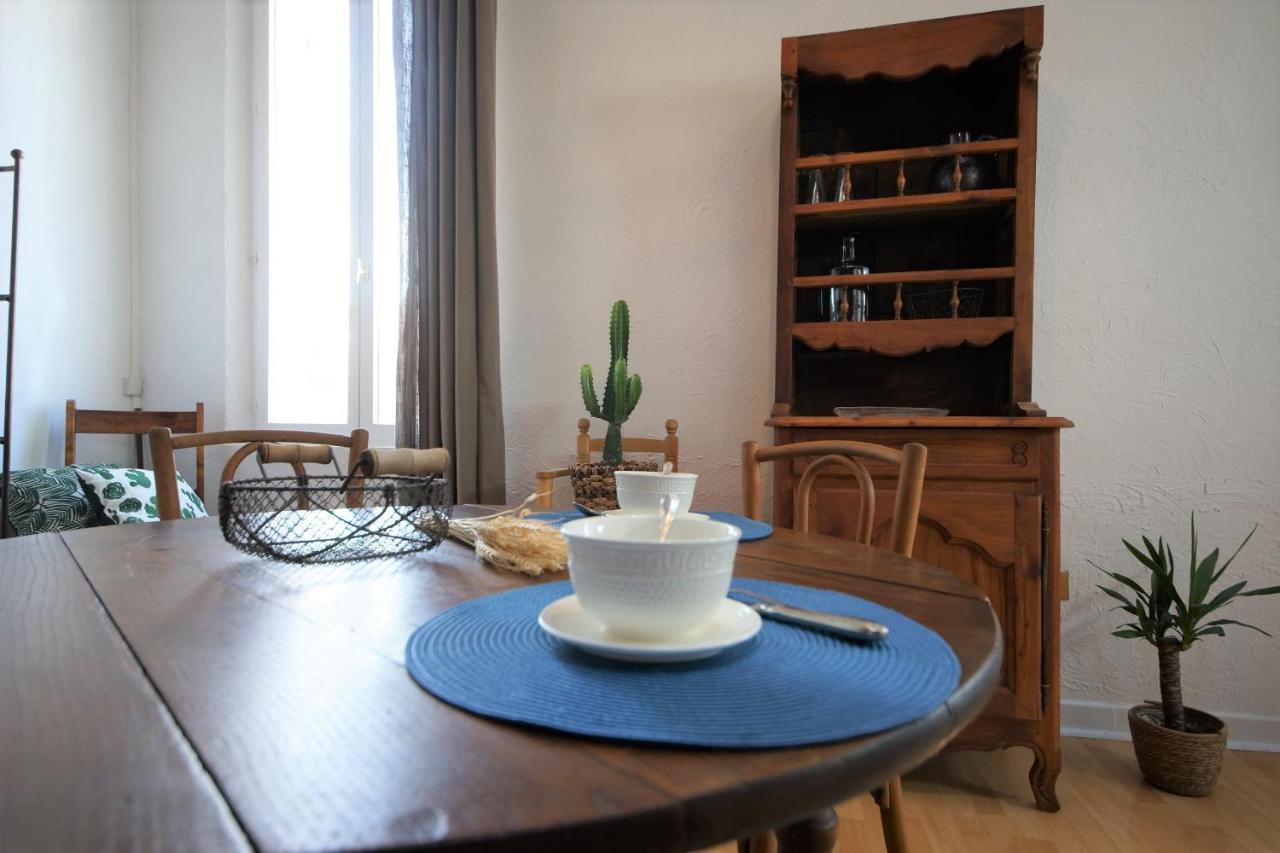 Appartement Le Mehari Cassis Bagian luar foto